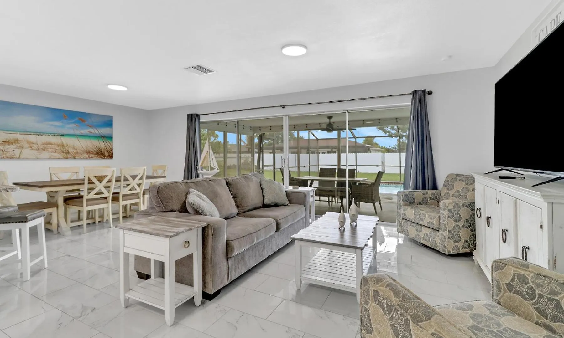 Palm Tree Oasis-3 Bedroom With Private Pool, Dog Friendly Holiday home Cape Coral