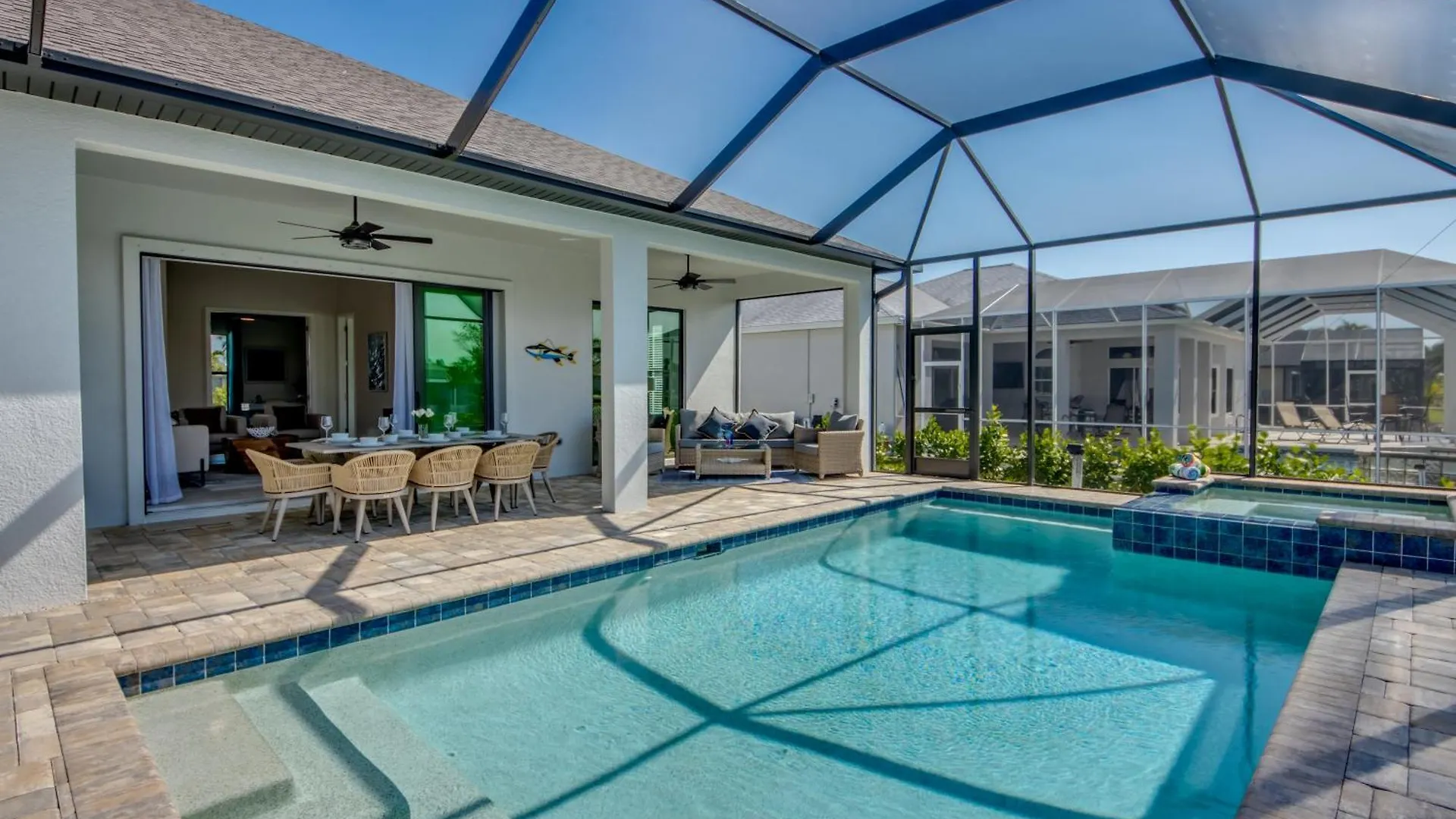 Villa Serenity By Coralvilla - Newly Built On Water Cape Coral