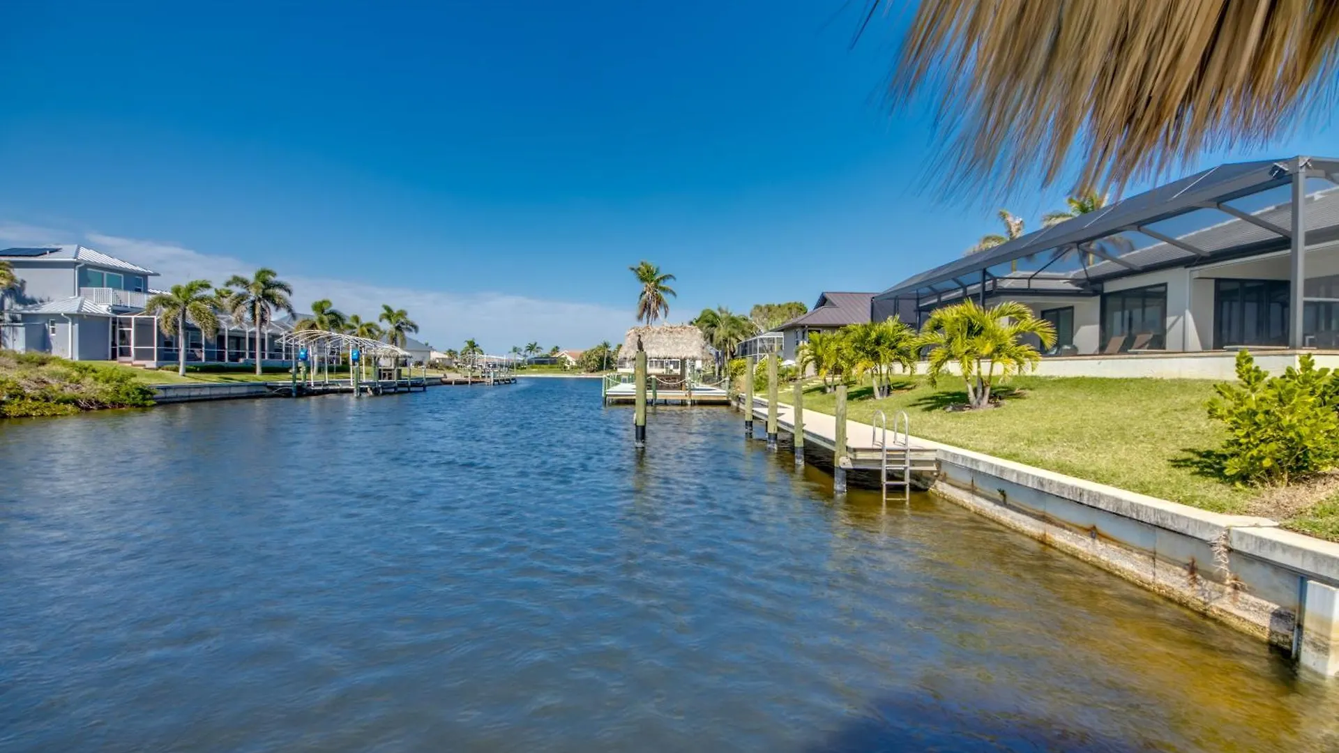 Serenity By Coralvilla - Newly Built On Water *