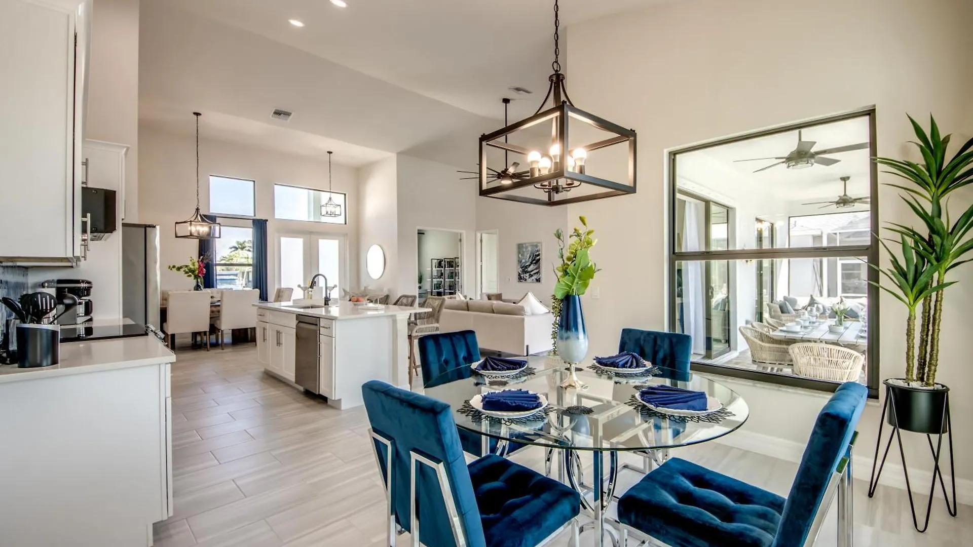 Villa Serenity By Coralvilla - Newly Built On Water Cape Coral