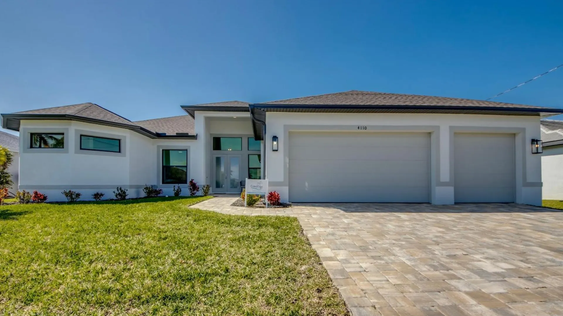 Serenity By Coralvilla - Newly Built On Water Villa Cape Coral