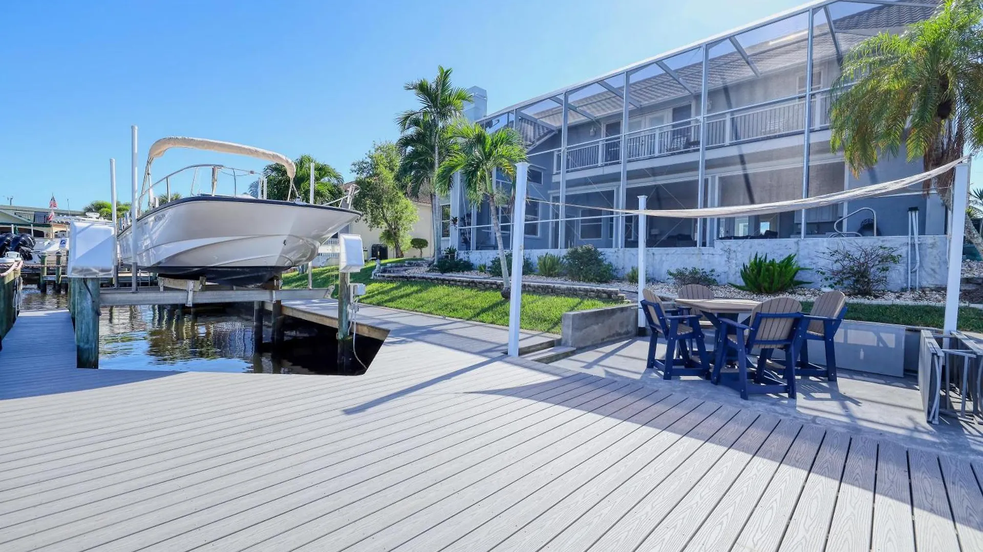 Luxury Waterfront Direct Gulf Access Cape Coral