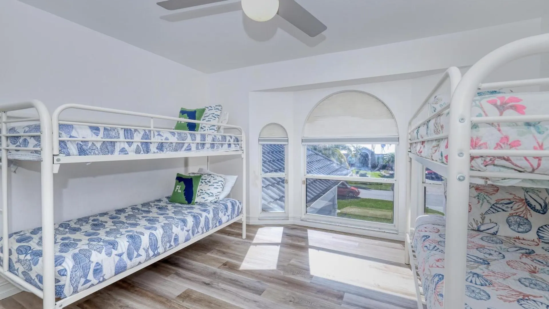 Luxury Waterfront Direct Gulf Access *