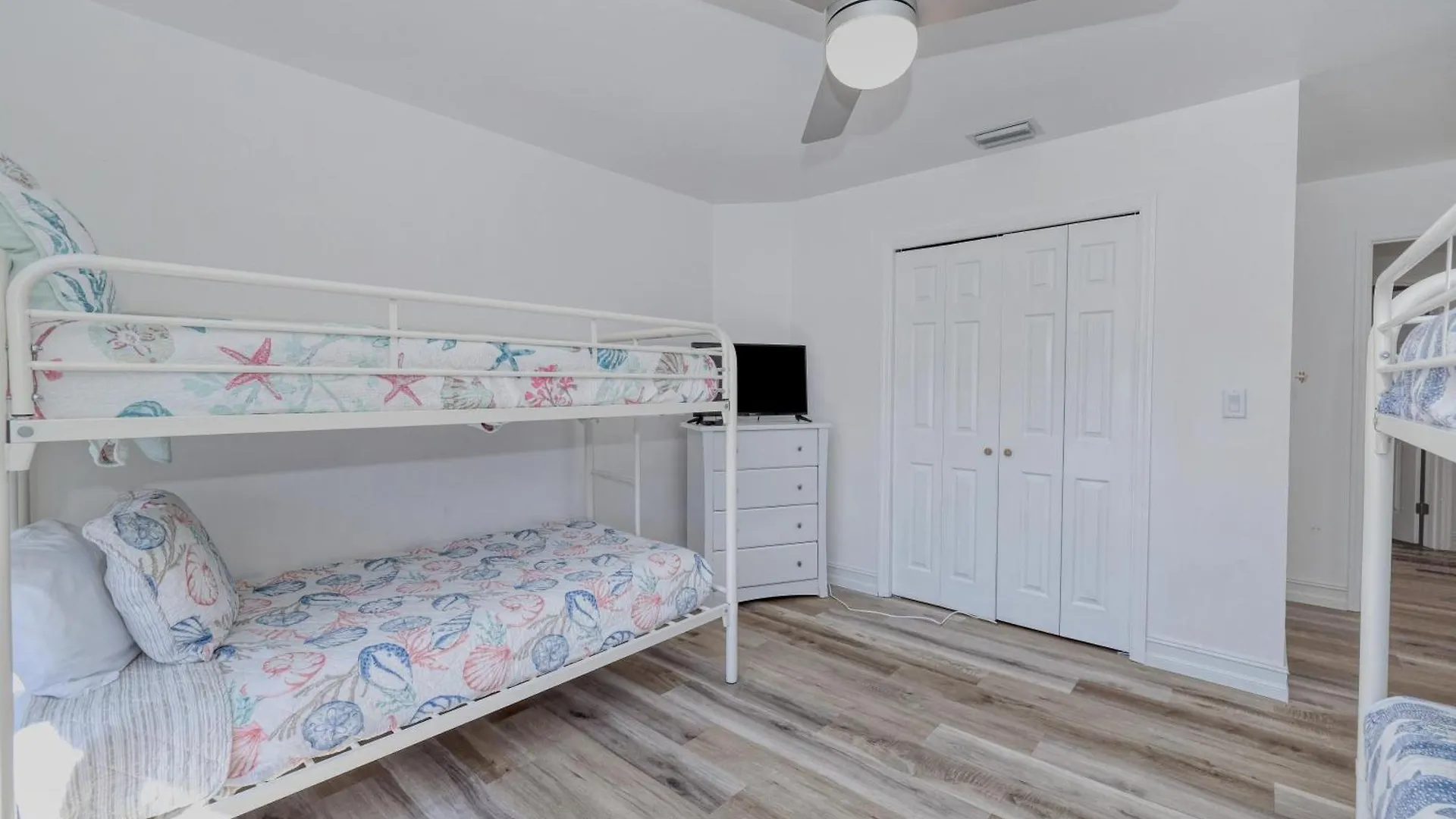 Luxury Waterfront Direct Gulf Access Holiday home