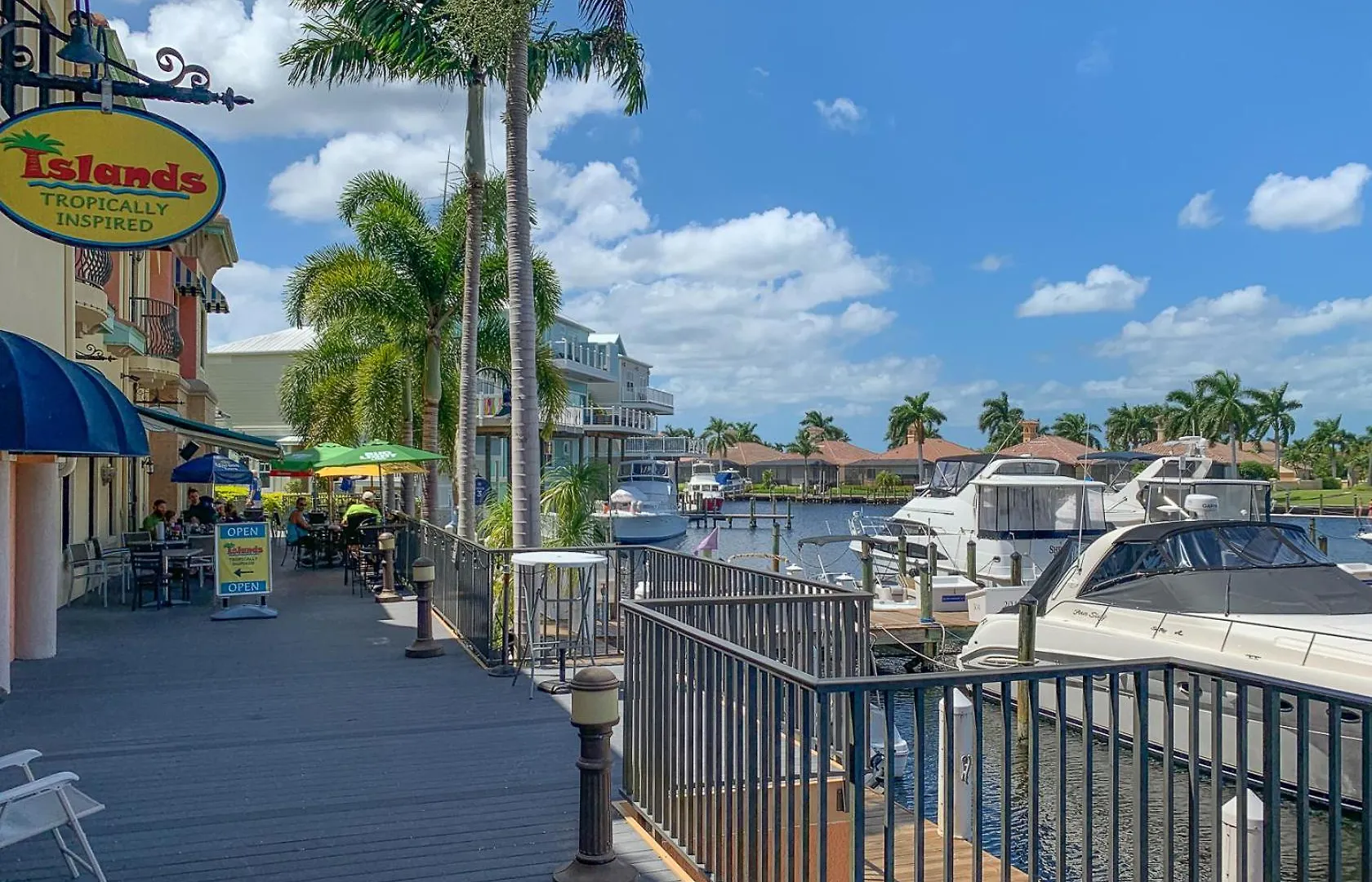 Beautiful Marina View Apartment Cape Coral