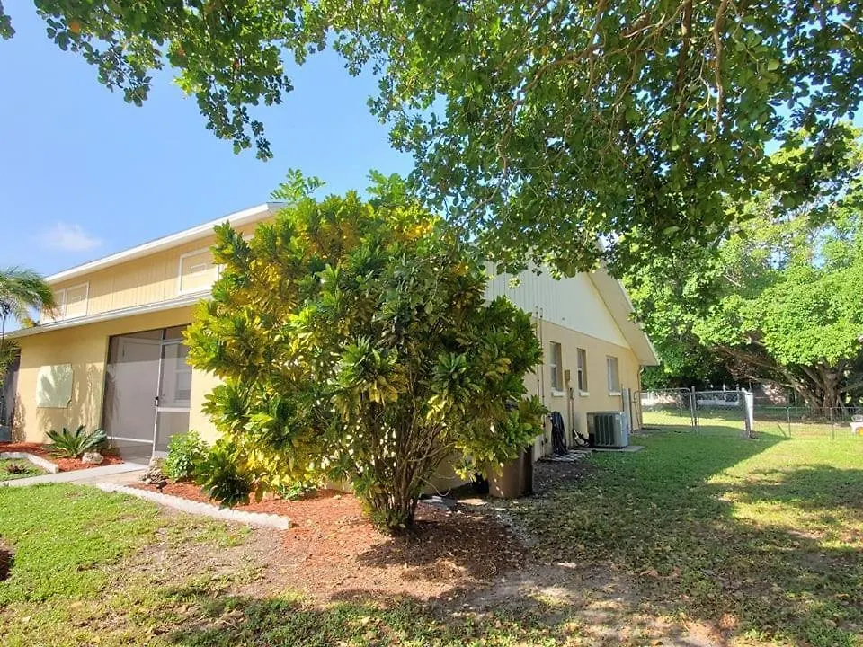 Coastal Charm Cozy Private In *