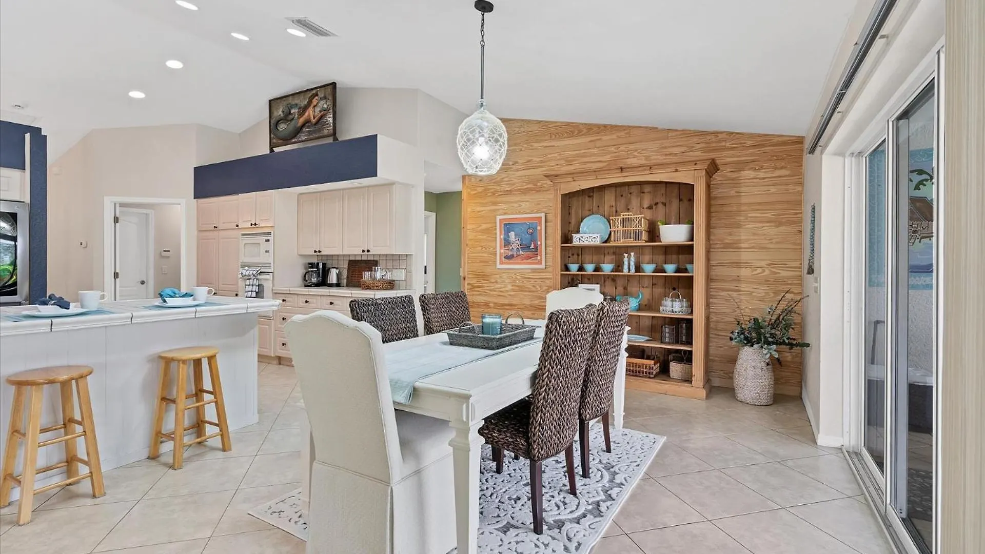 Private Pool On Canal 3br Holiday home Cape Coral