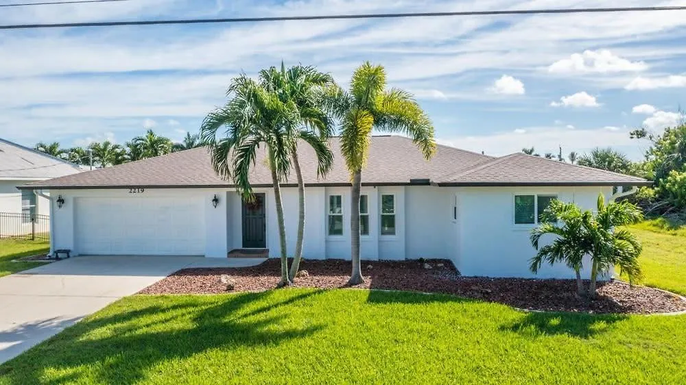 Canal Waterfront Serenity Retreat Cape Coral