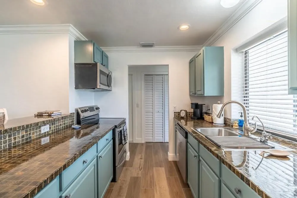 Canal Waterfront Serenity Retreat