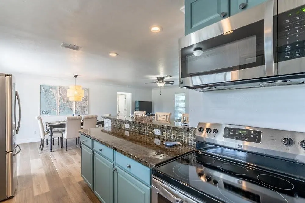 Canal Waterfront Serenity Retreat Holiday home Cape Coral
