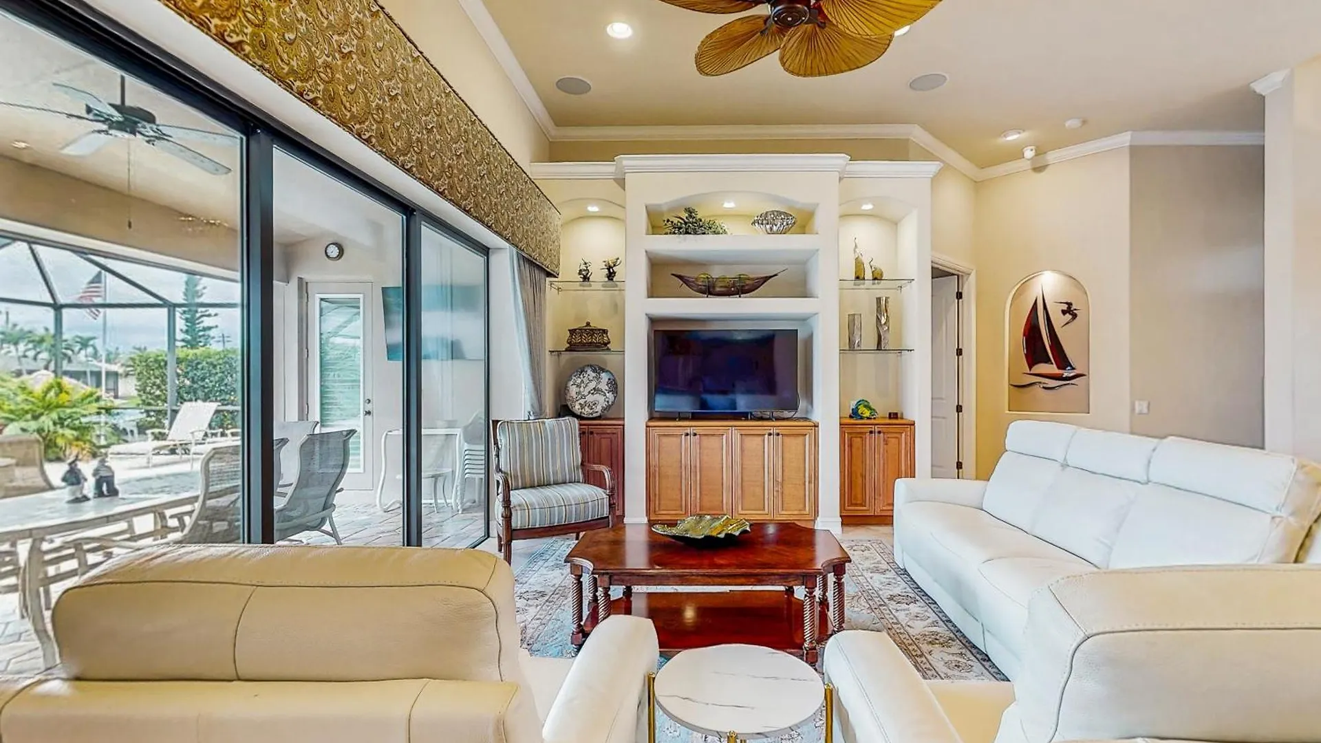 Elegance On The Canal Cape Coral