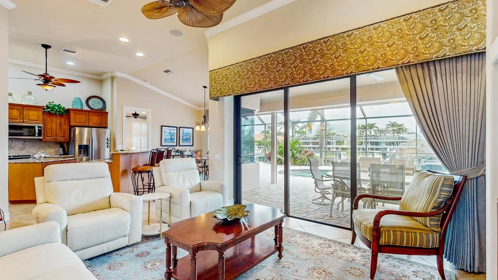 Elegance On The Canal Holiday home Cape Coral