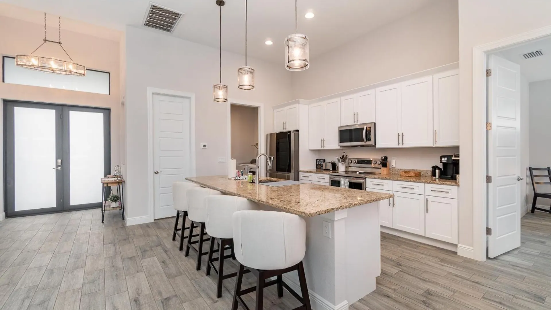 Luxurious 4br,3ba At Waterfront, Blue Lagoon Villa