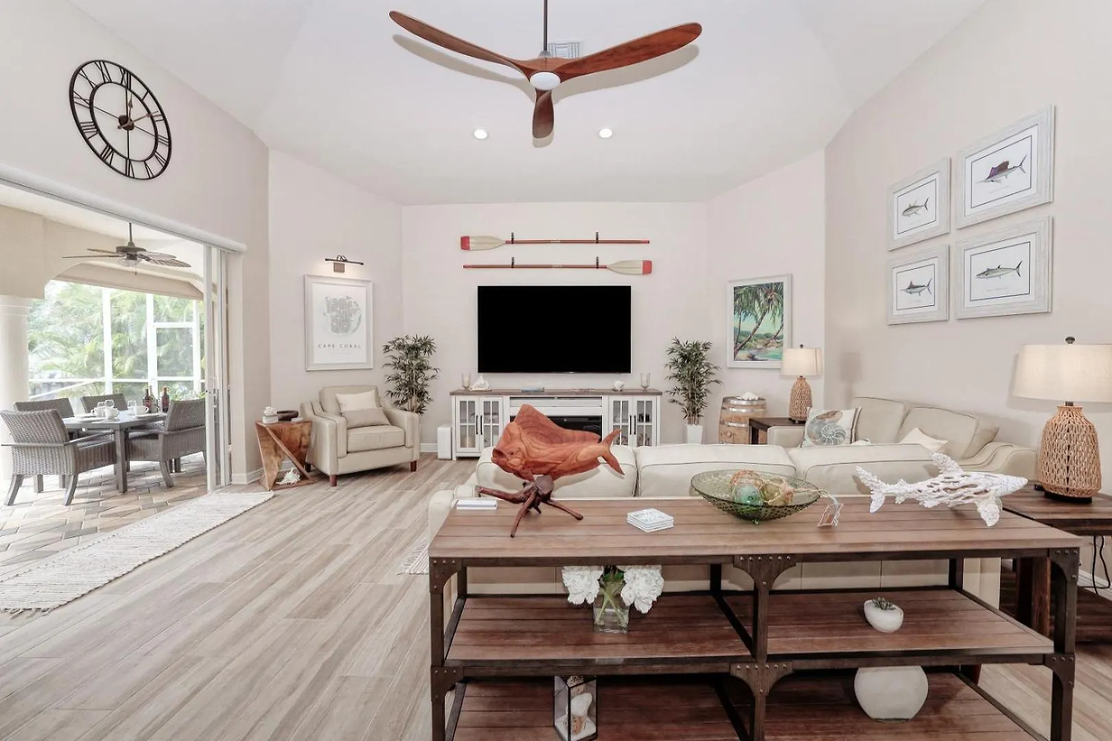 Newly Renovated 3 Bed/3 Bath In The Four Mile Cove Area W. Heated Pool And Spa. Gulf Access! * Cape Coral