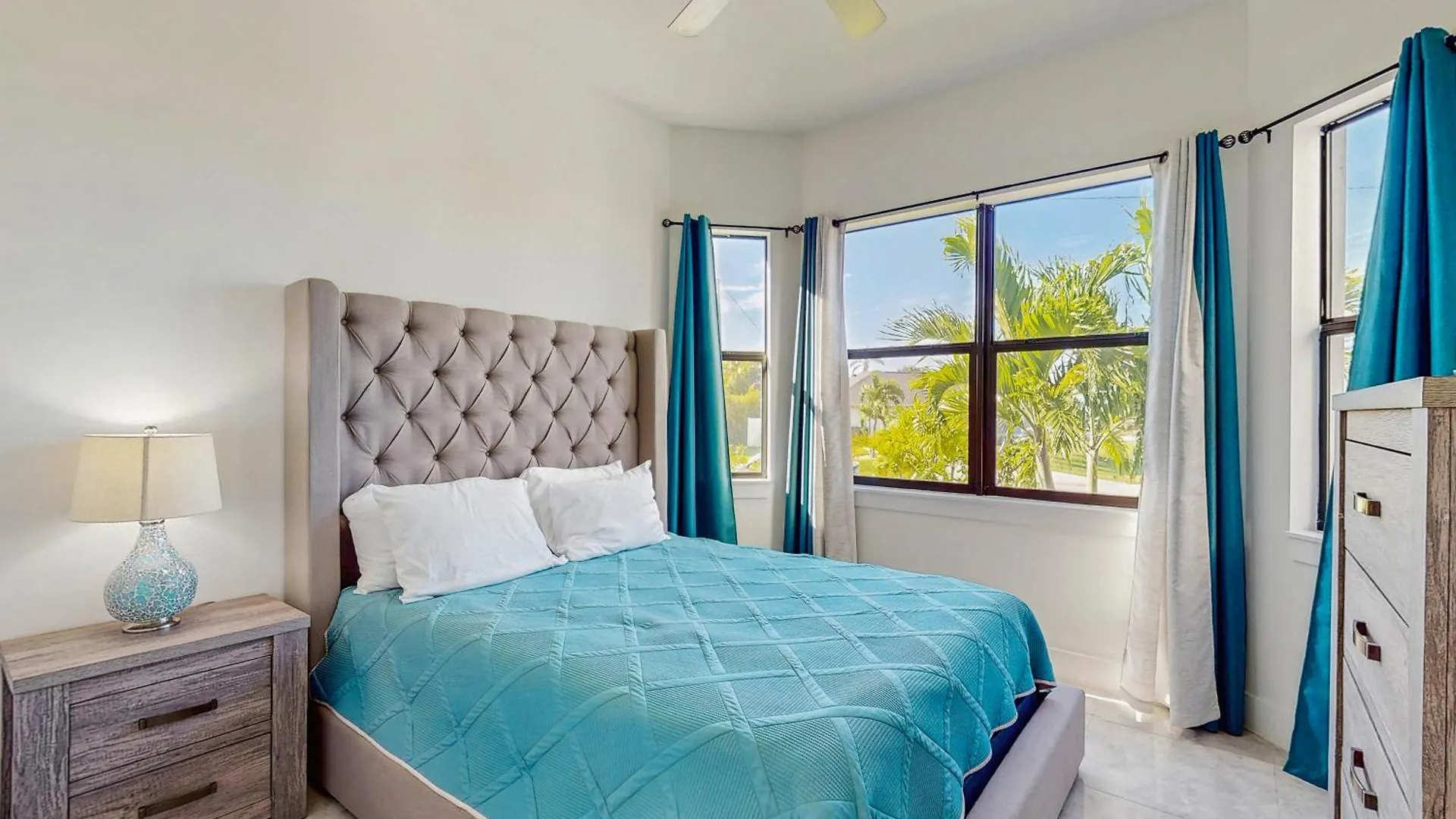 Oasis Haven Holiday home Cape Coral