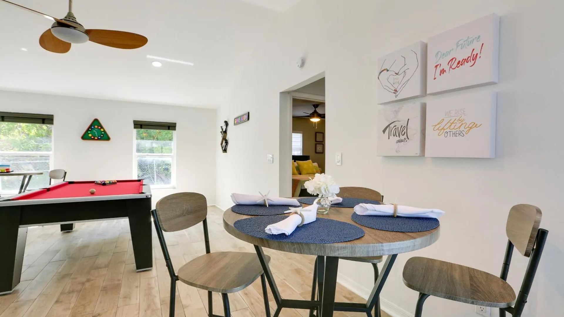 Airy Canalfront Oasis In With Pool!