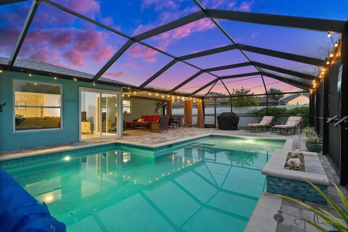 Poolside Paradise Of Cape Coral! * Cape Coral