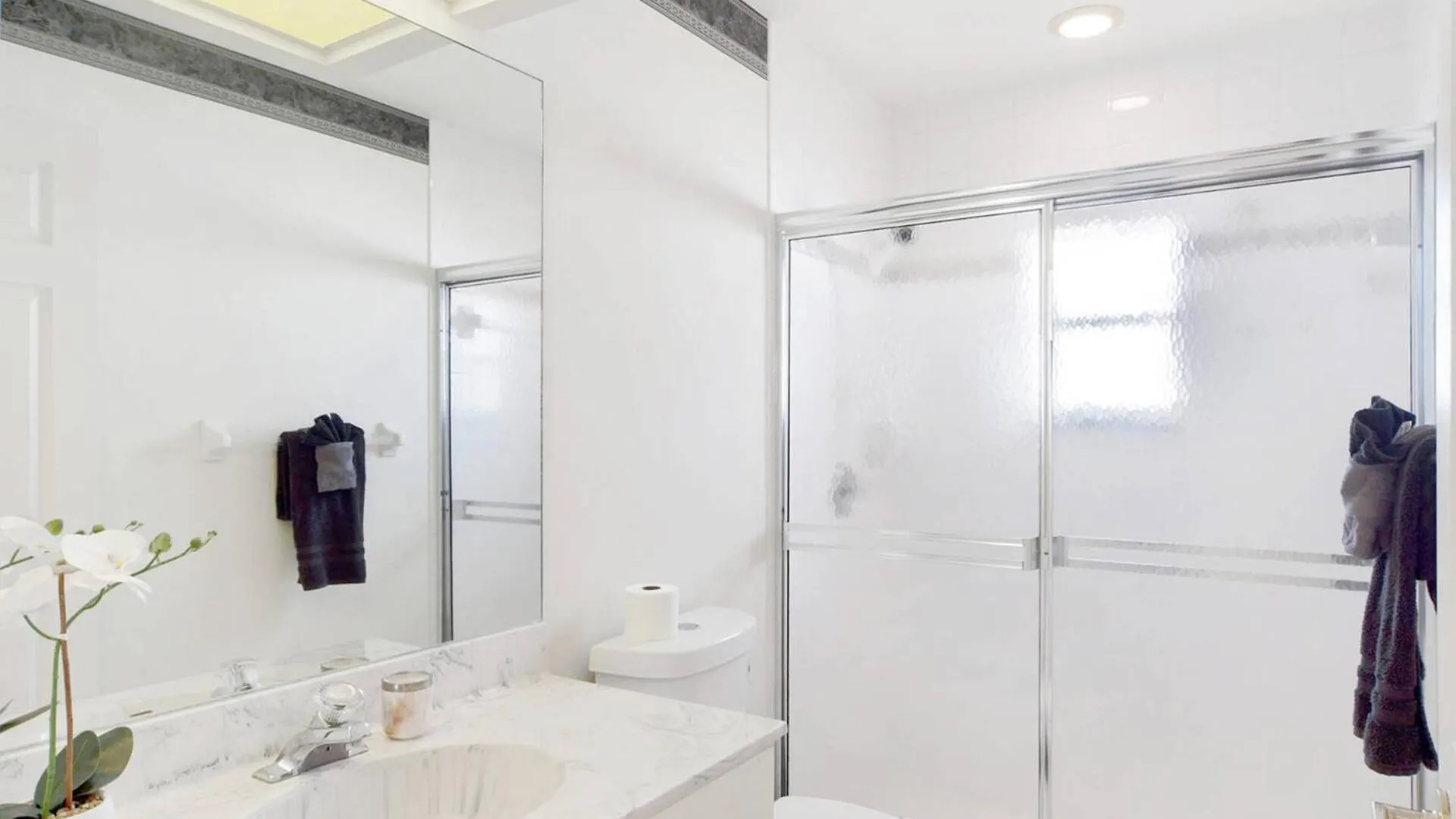 Monas White Holiday home