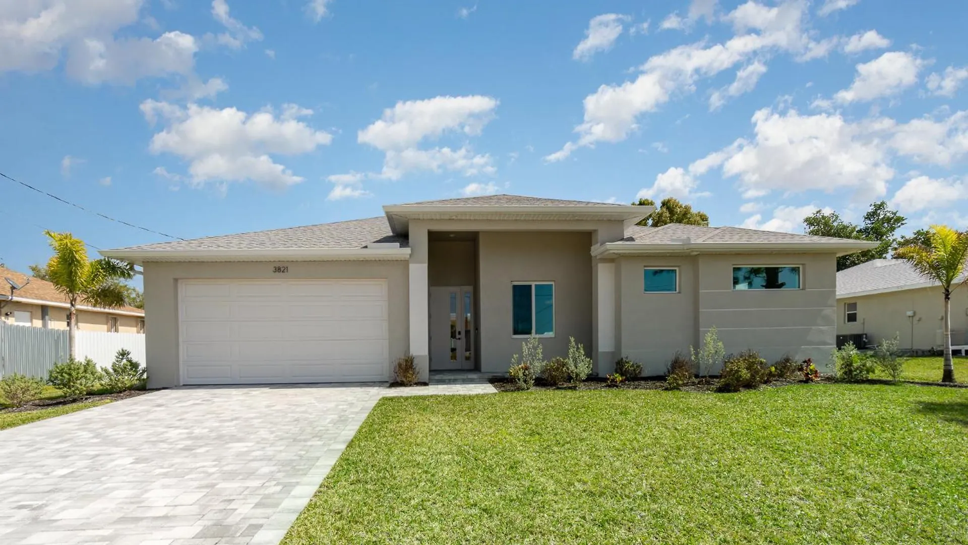 Luxury Oasis In Cape Coral