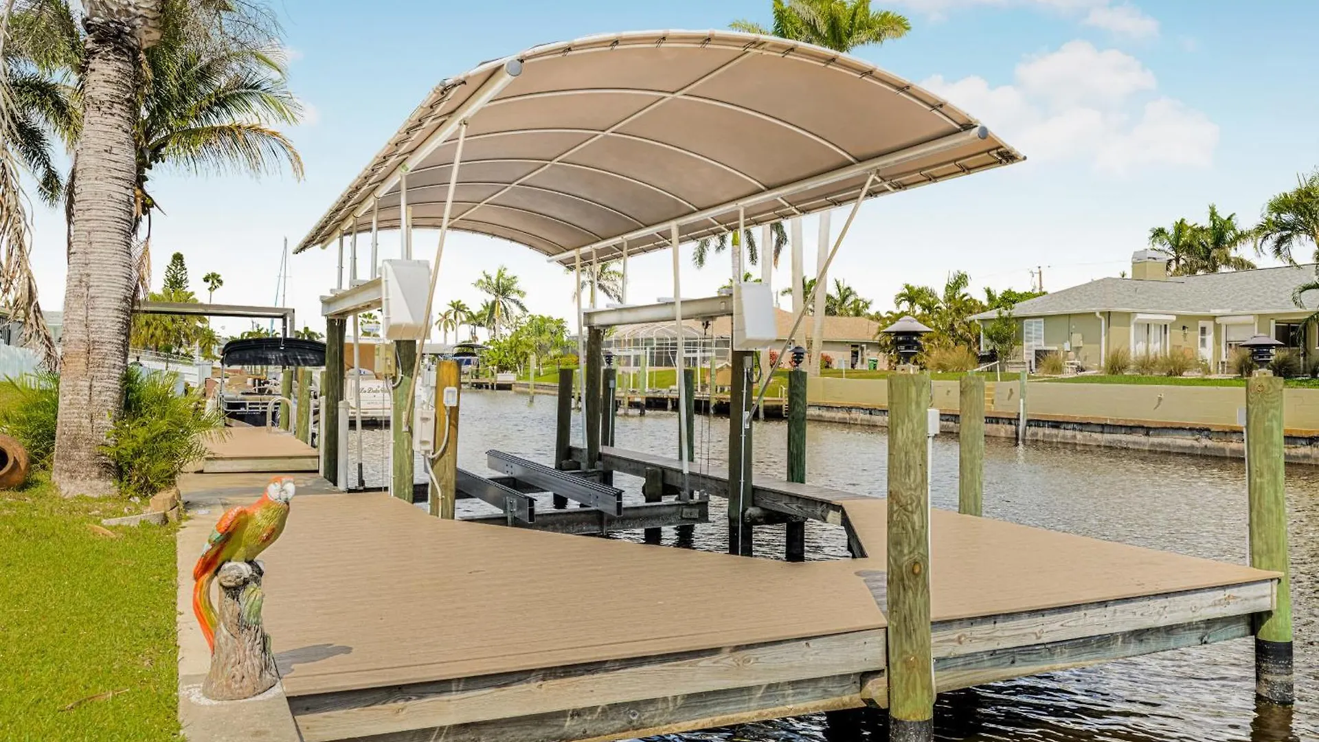Gulf Breeze Haven Direct Gulf Access Pool+dock Villa