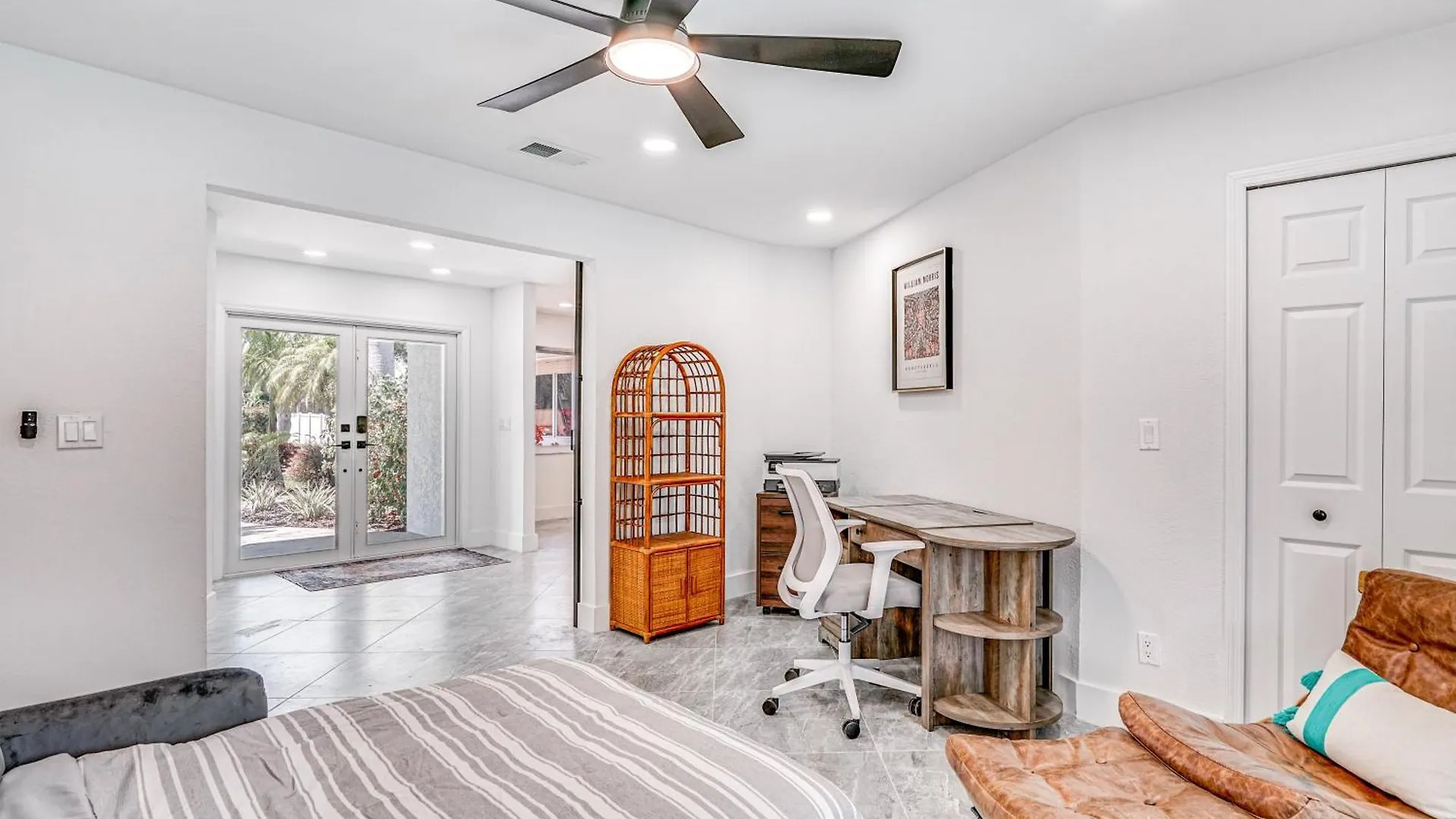 Idyllic With Pool 3 Mi To Downtown! * Cape Coral