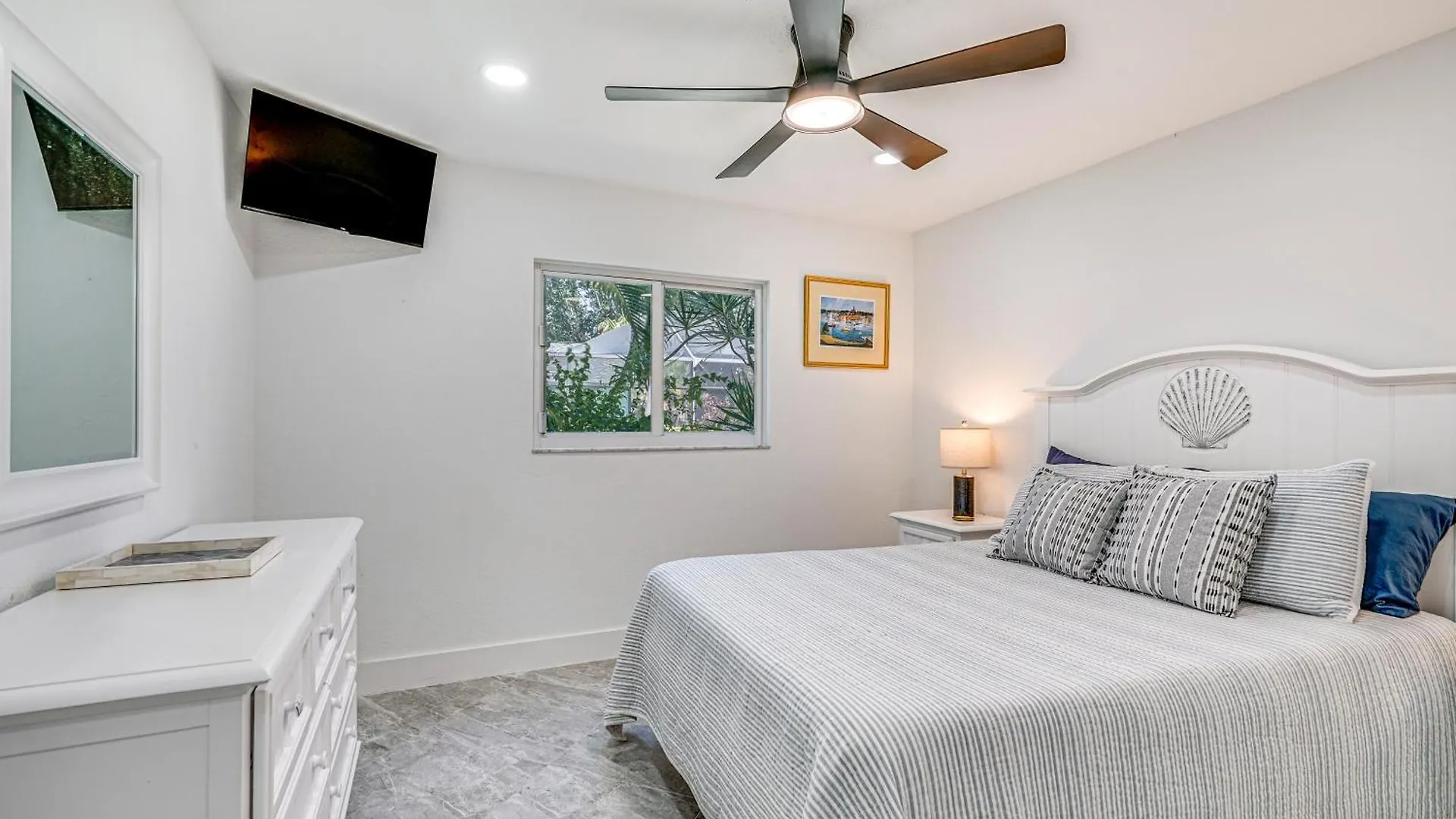 Idyllic With Pool 3 Mi To Downtown! Cape Coral