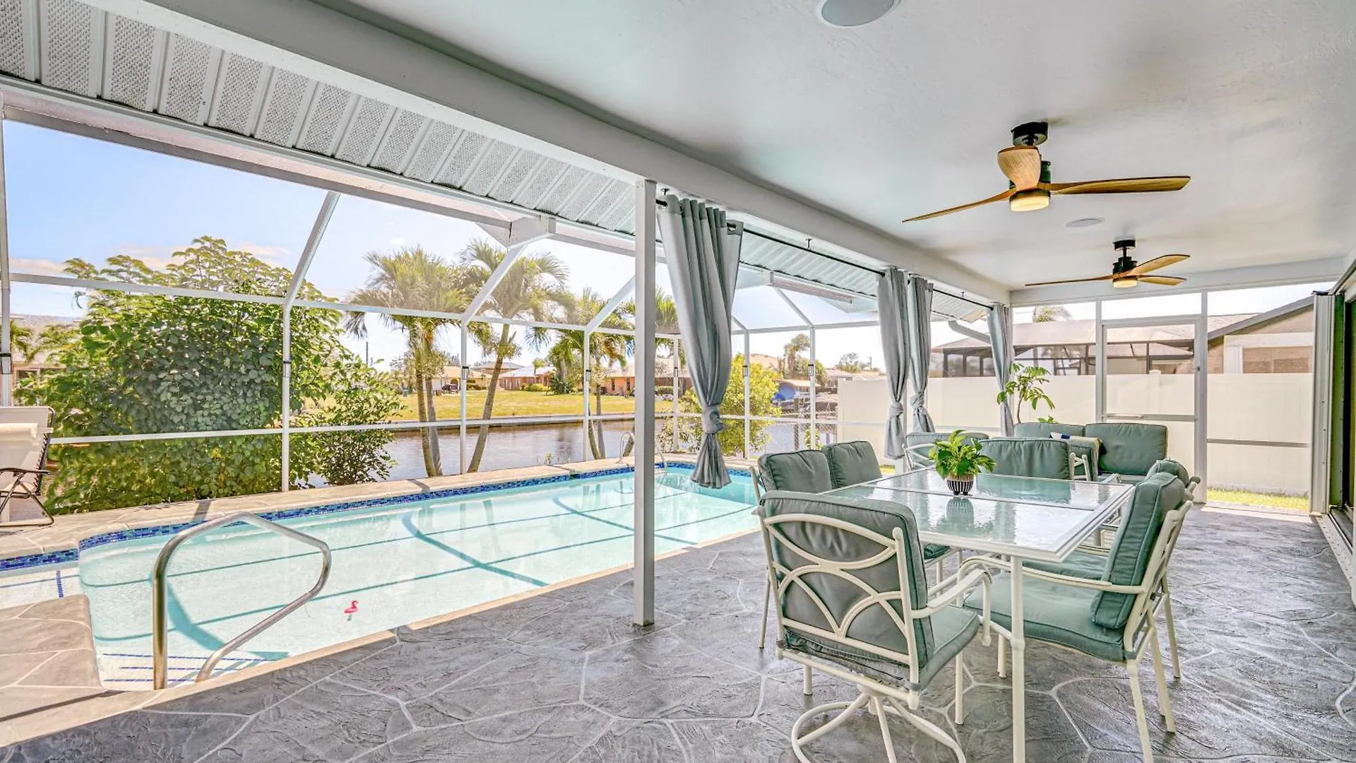 Idyllic With Pool 3 Mi To Downtown! *