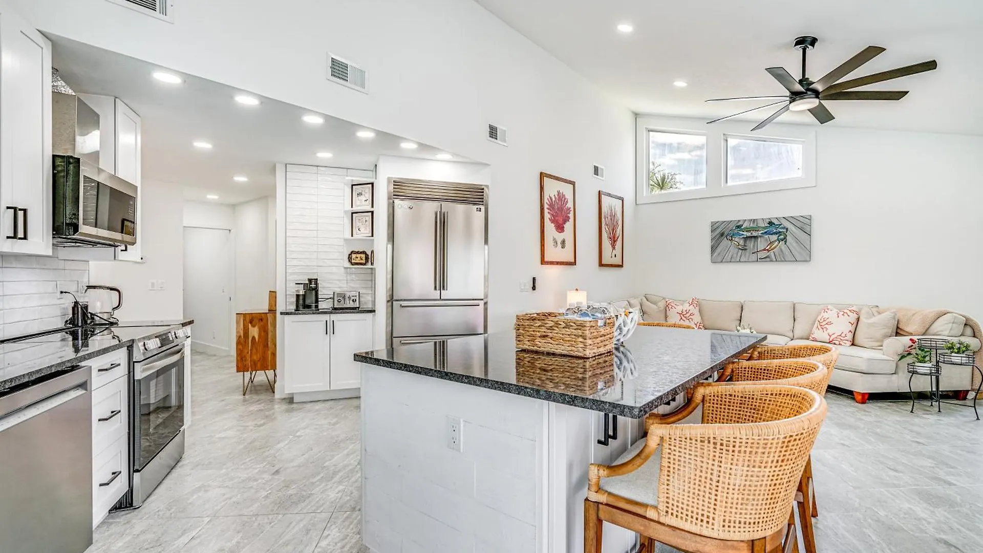 Idyllic With Pool 3 Mi To Downtown! Holiday home