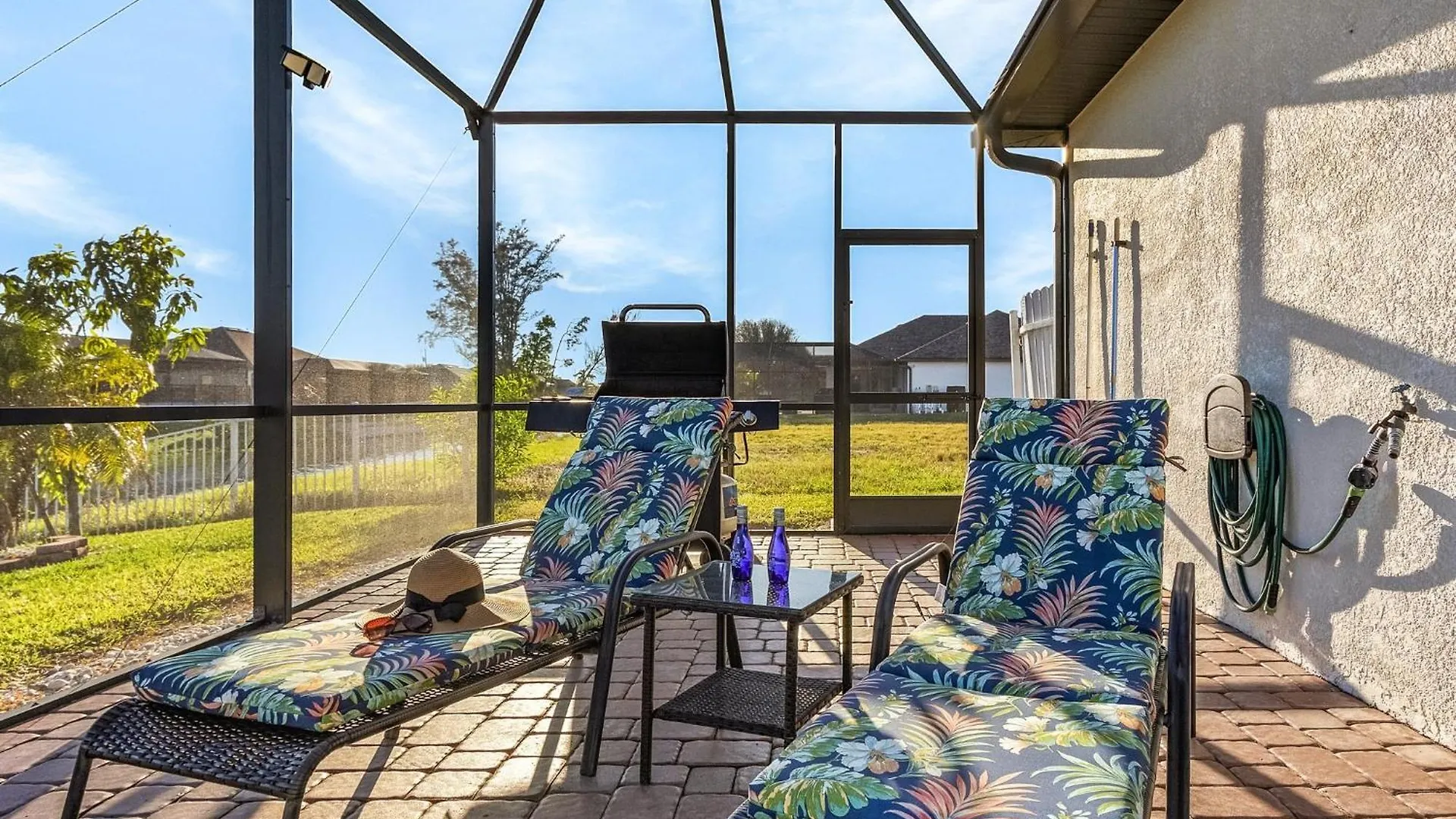 Heated Pool, Dock & Bicycles - Endless Sunshine - Roelens *