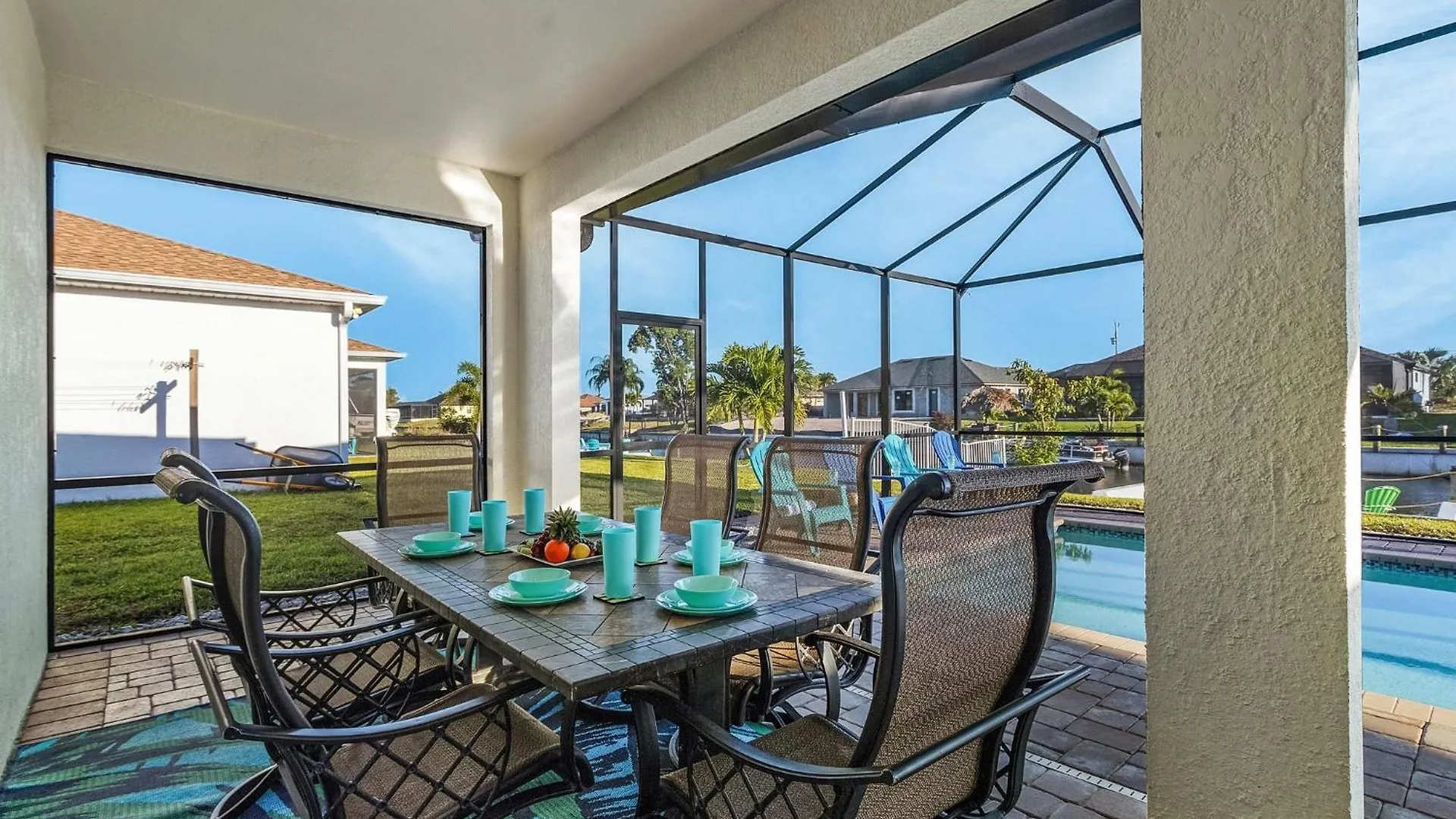 Heated Pool, Dock & Bicycles - Endless Sunshine - Roelens