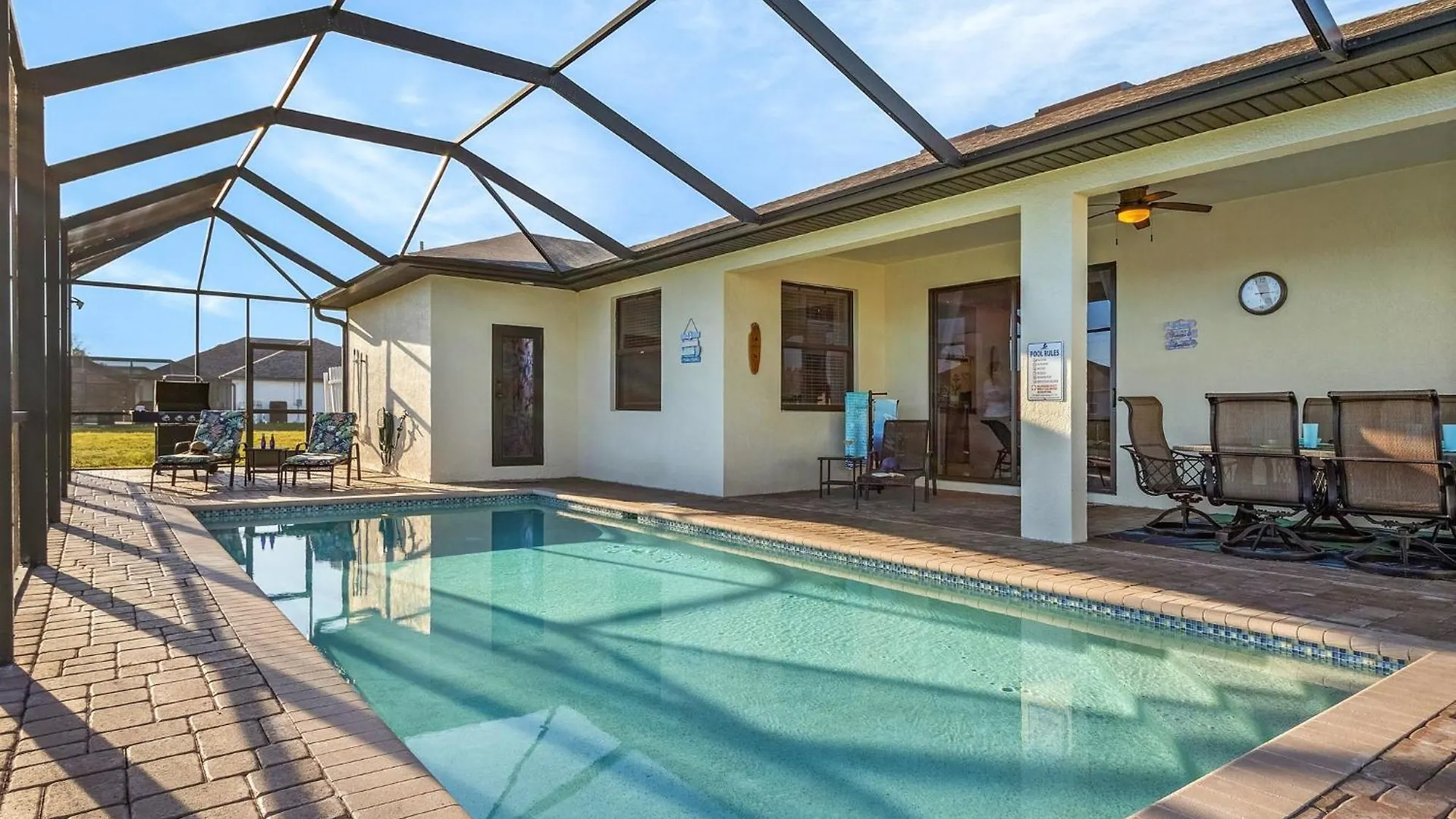Heated Pool, Dock & Bicycles - Endless Sunshine - Roelens