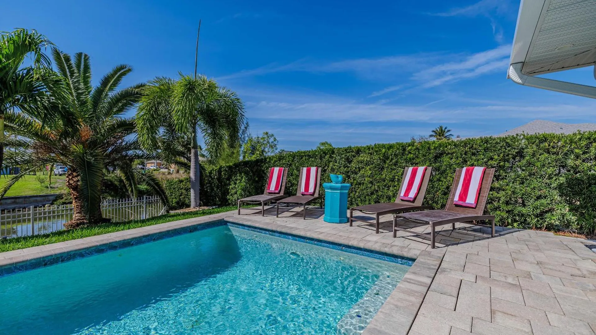 Island Breeze Holiday home