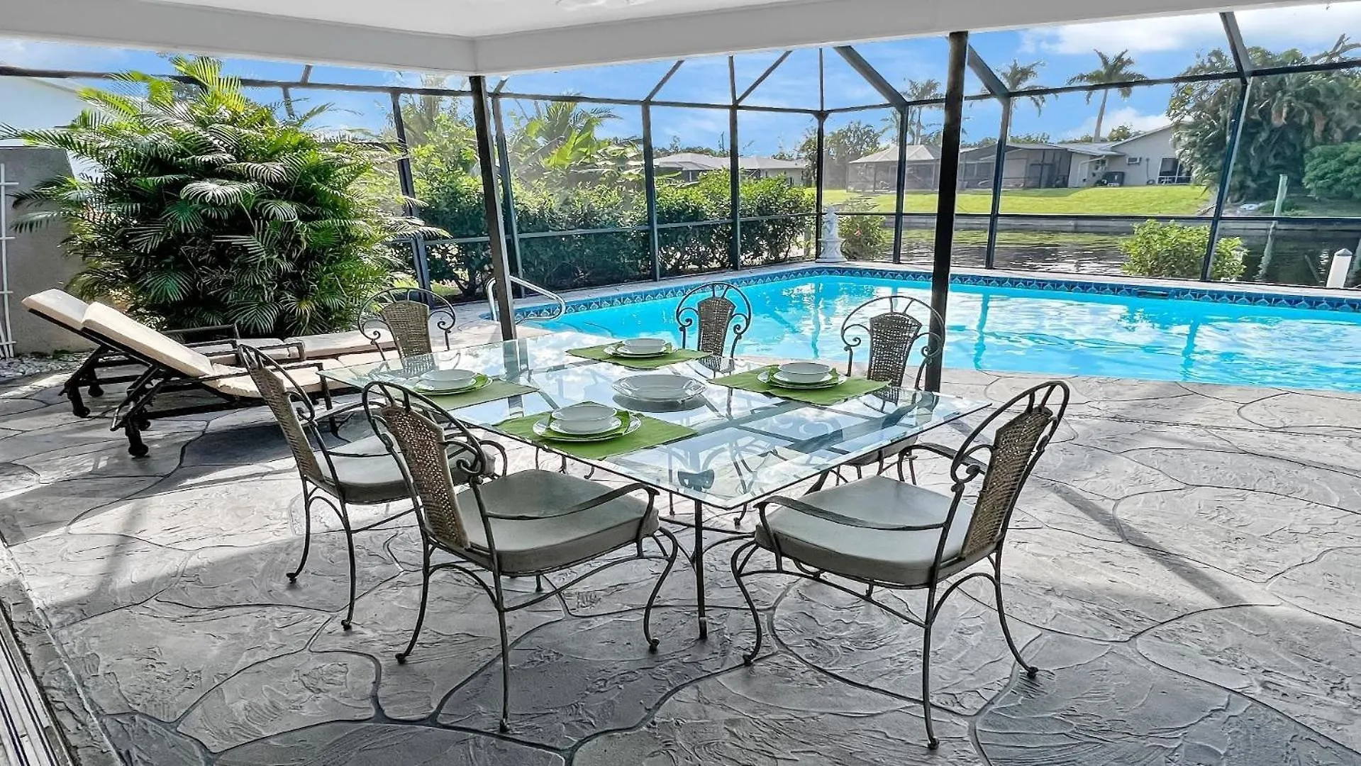 Mit Privatpool Fuer 6 Personen Ca 196 Qm In Cape Coral, Florida Southwest Florida Holiday home