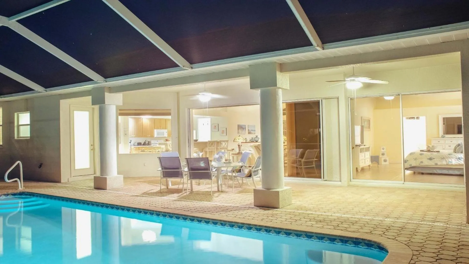 Mit Privatpool Fuer 6 Personen Ca 204 Qm In Cape Coral, Florida Southwest Florida * Cape Coral