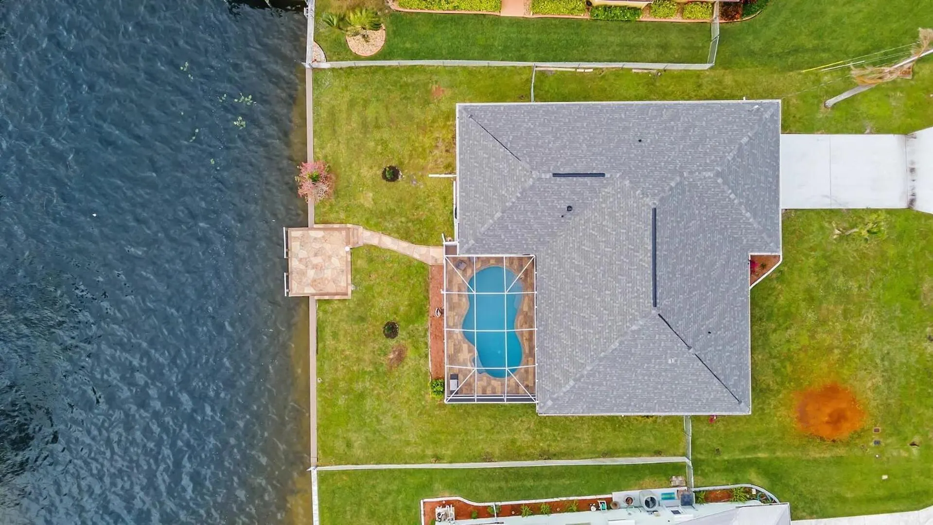 Heated Pool, Freshwater Canal, Dock & Bikes - Amara - Roelens * Cape Coral