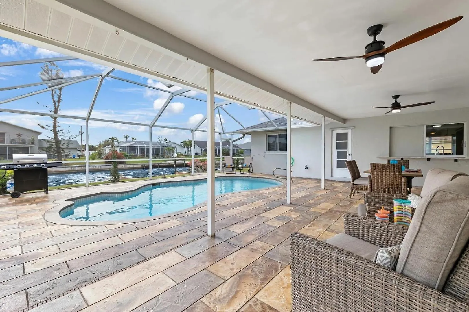 Heated Pool, Freshwater Canal, Dock & Bikes - Amara - Roelens Holiday home *