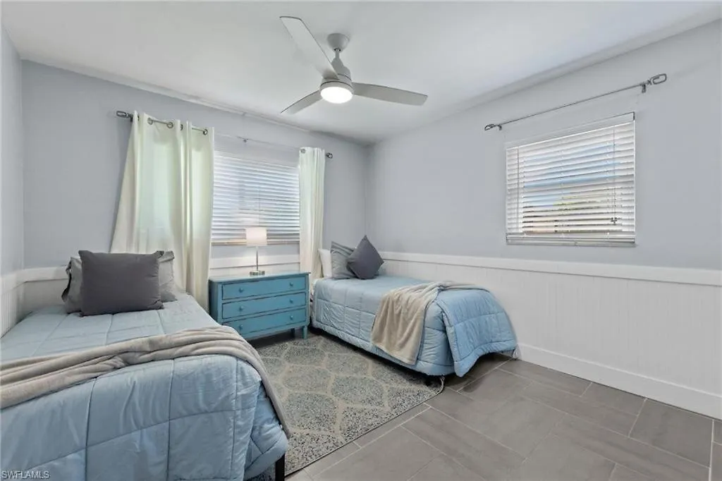 Casa De Cape With Free Heated Pool Year Round Cape Coral