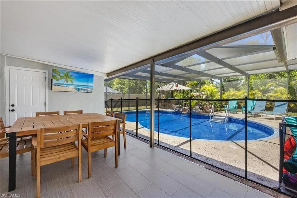 Casa De Cape With Free Heated Pool Year Round Holiday home *