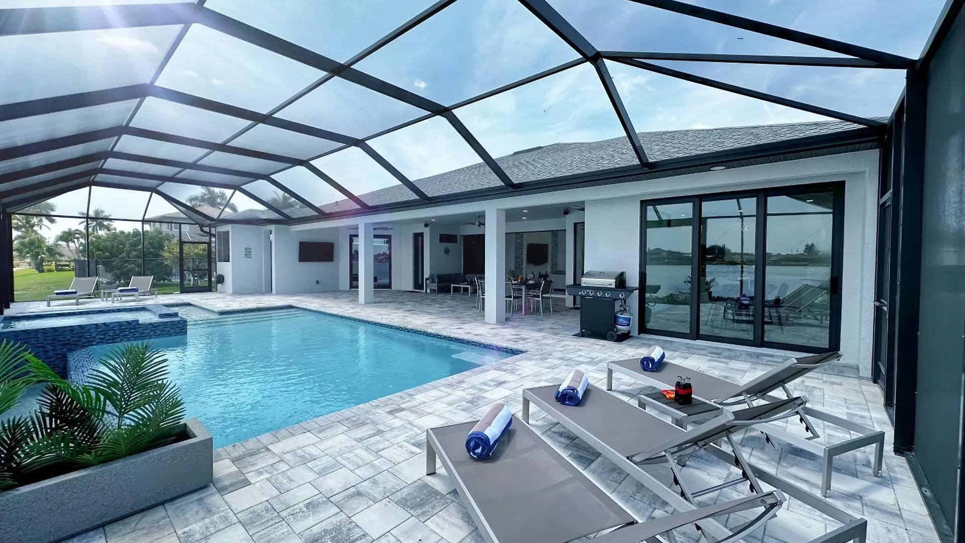 Alhambra Villa Cape Coral