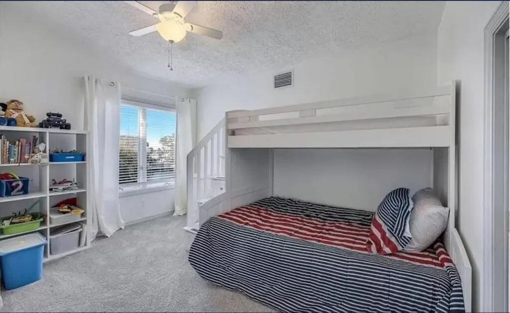 Waterfront With Private Pool! * Cape Coral