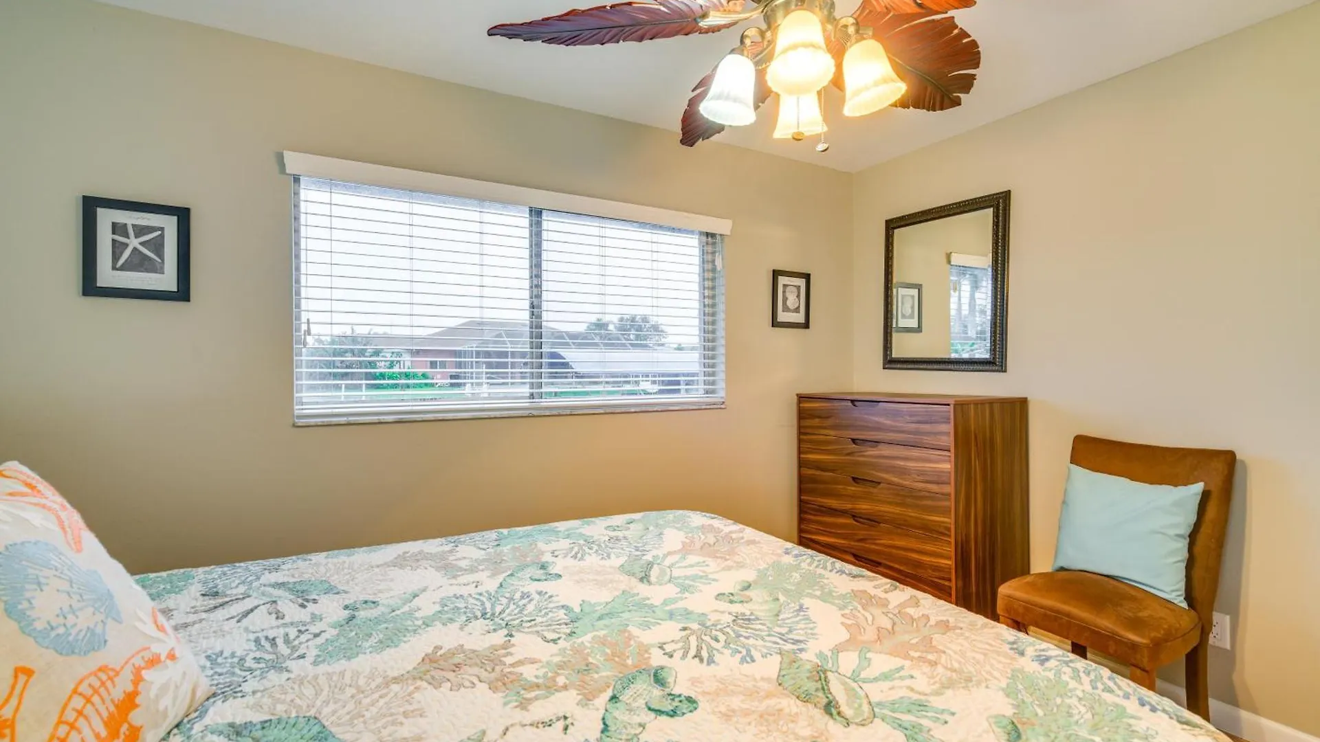 Canal-front With Dock And Lanai In Cape Coral! *