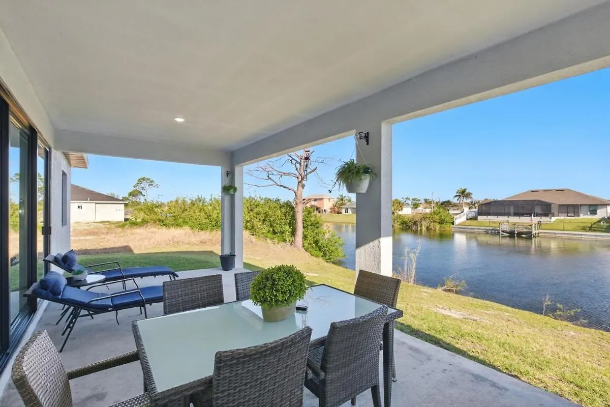 Beautiful With Canal Views