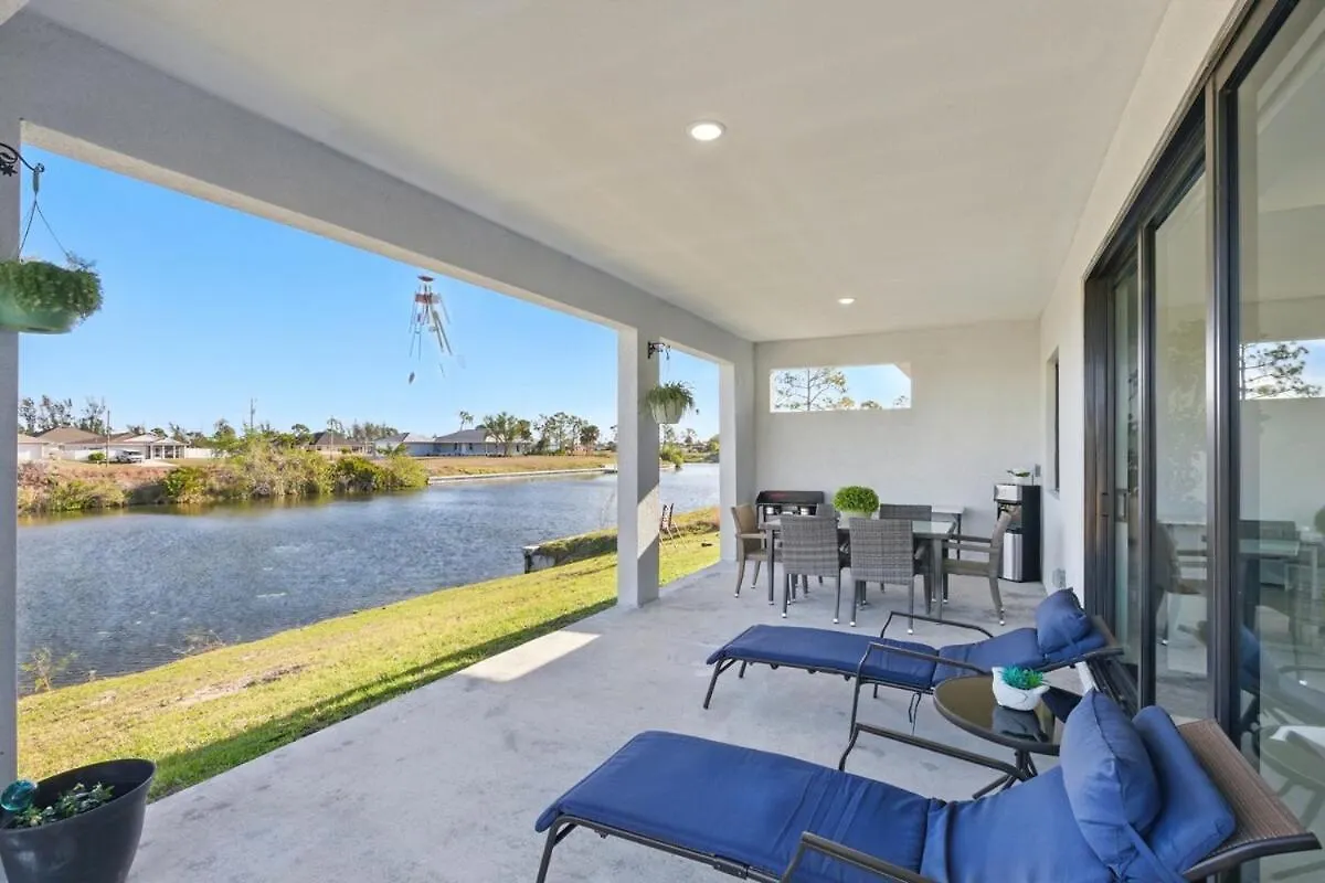 Holiday home Beautiful With Canal Views *