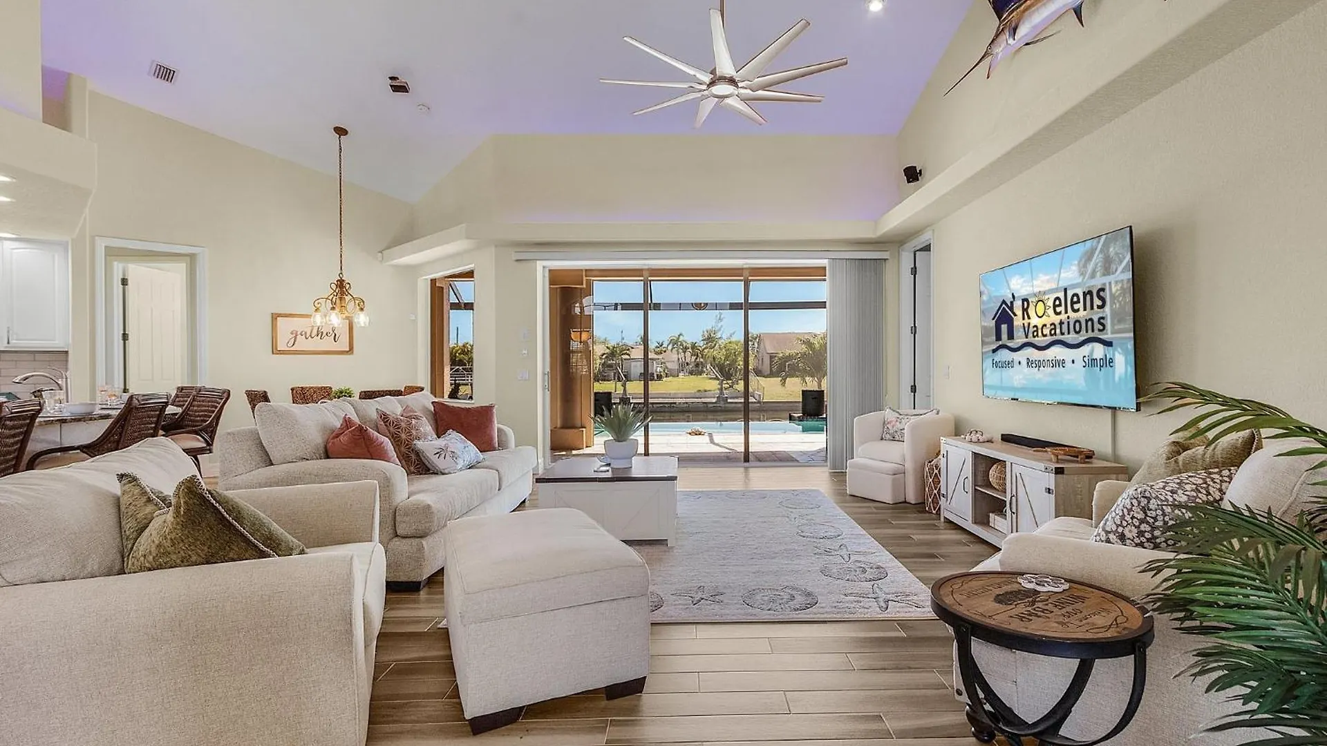 Heated Saltwater Pool, Dock, Gulf Access - Infinity Coral - Roelens Cape Coral