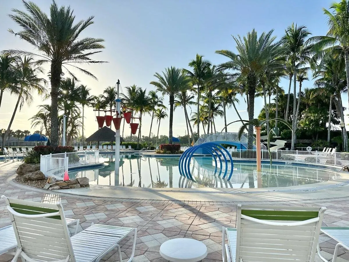 Resort-style In Sandoval Cape Coral