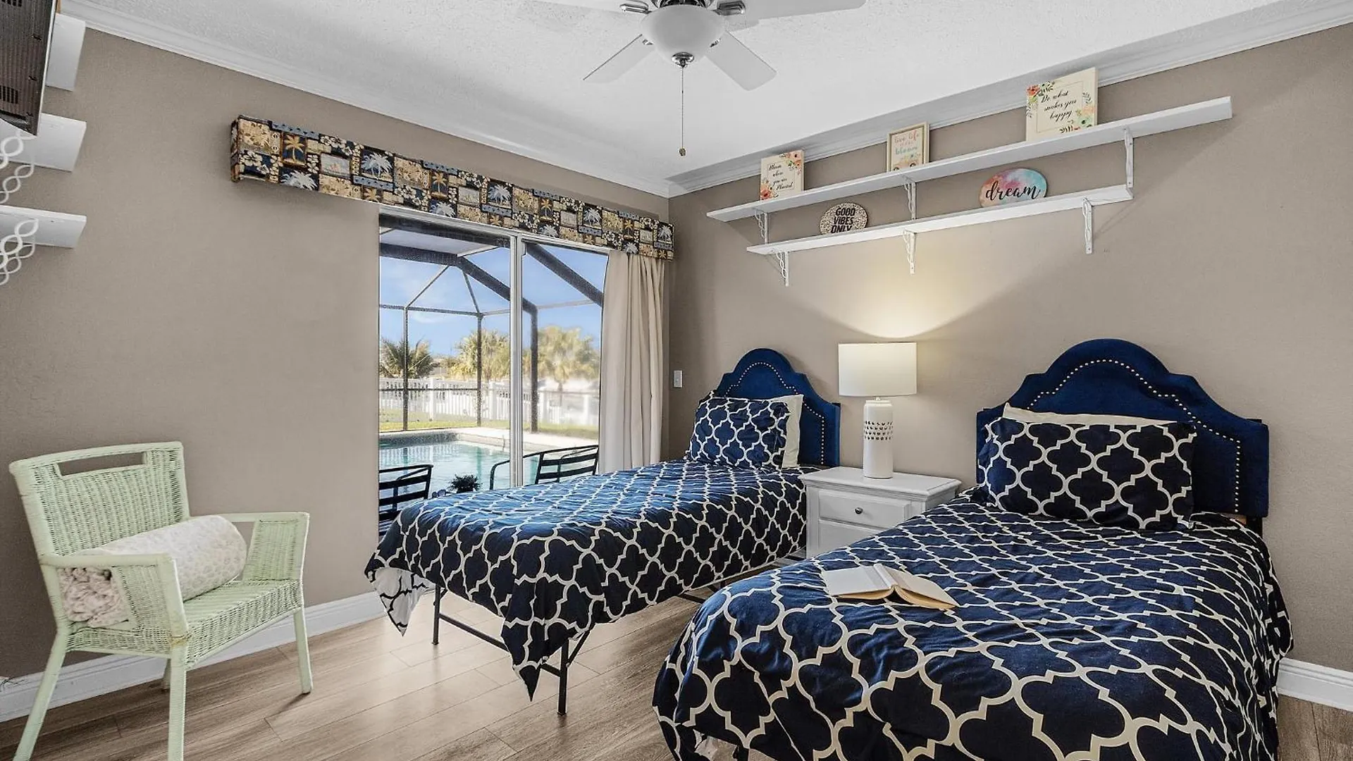 Boating Enthusiasts, Heated Pool, Pet-friendly - Roxy *