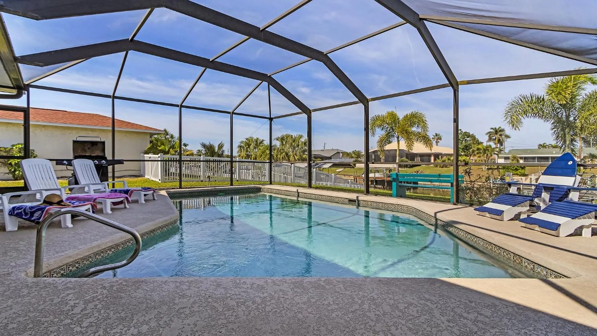 Holiday home Boating Enthusiasts, Heated Pool, Pet-friendly - Roxy Cape Coral