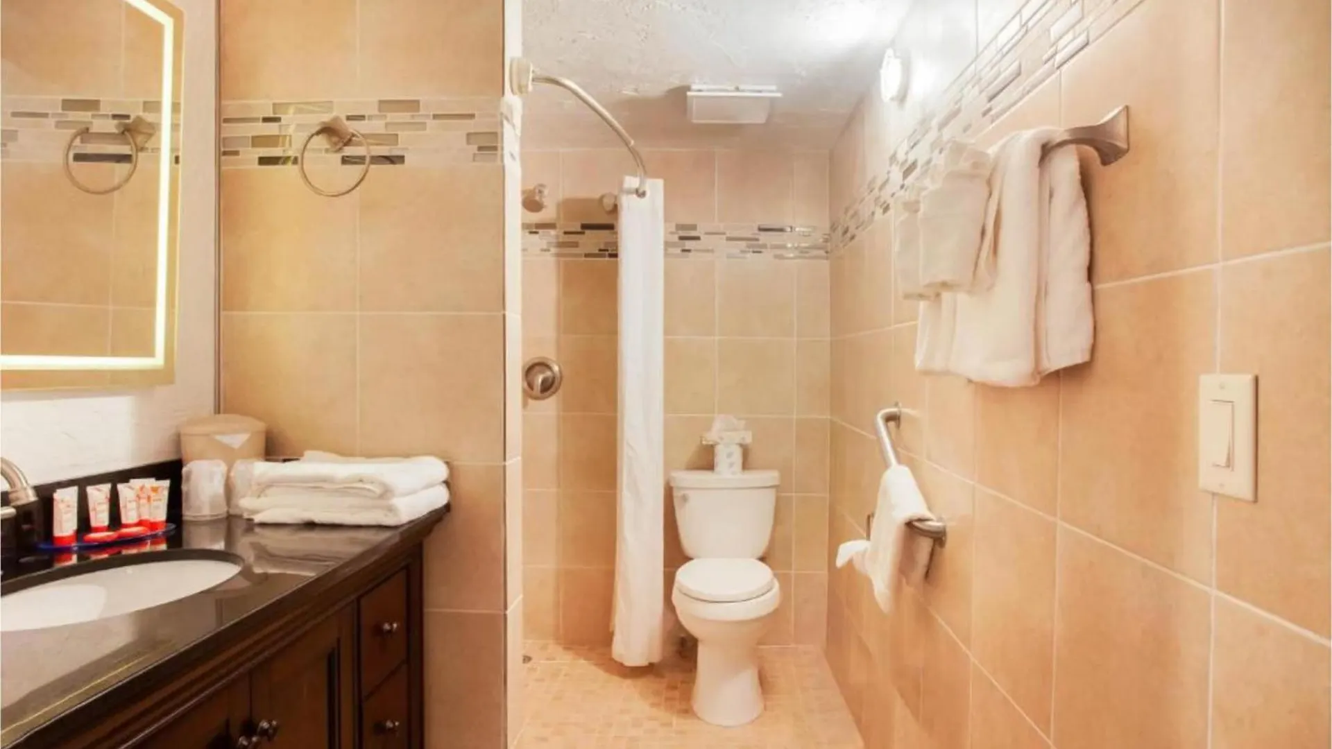 Oyo Waterfront Hotel- Myers, Fl Hotel