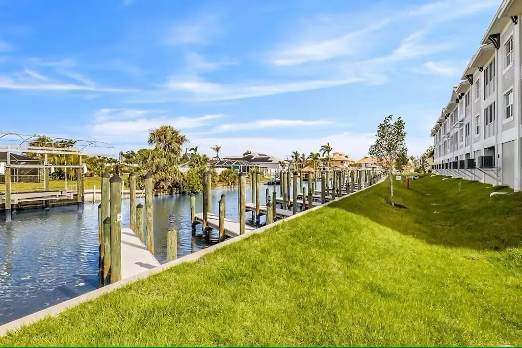Gulf Access With Boat Slip, Heated Saltwater Pool, Dog-friendly-bacino Vista #305 - Roelens Holiday home *