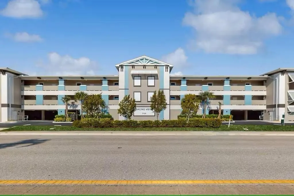 Gulf Access With Boat Slip, Heated Saltwater Pool, Dog-friendly -bacino Vista #304 - Roelens Holiday home Cape Coral